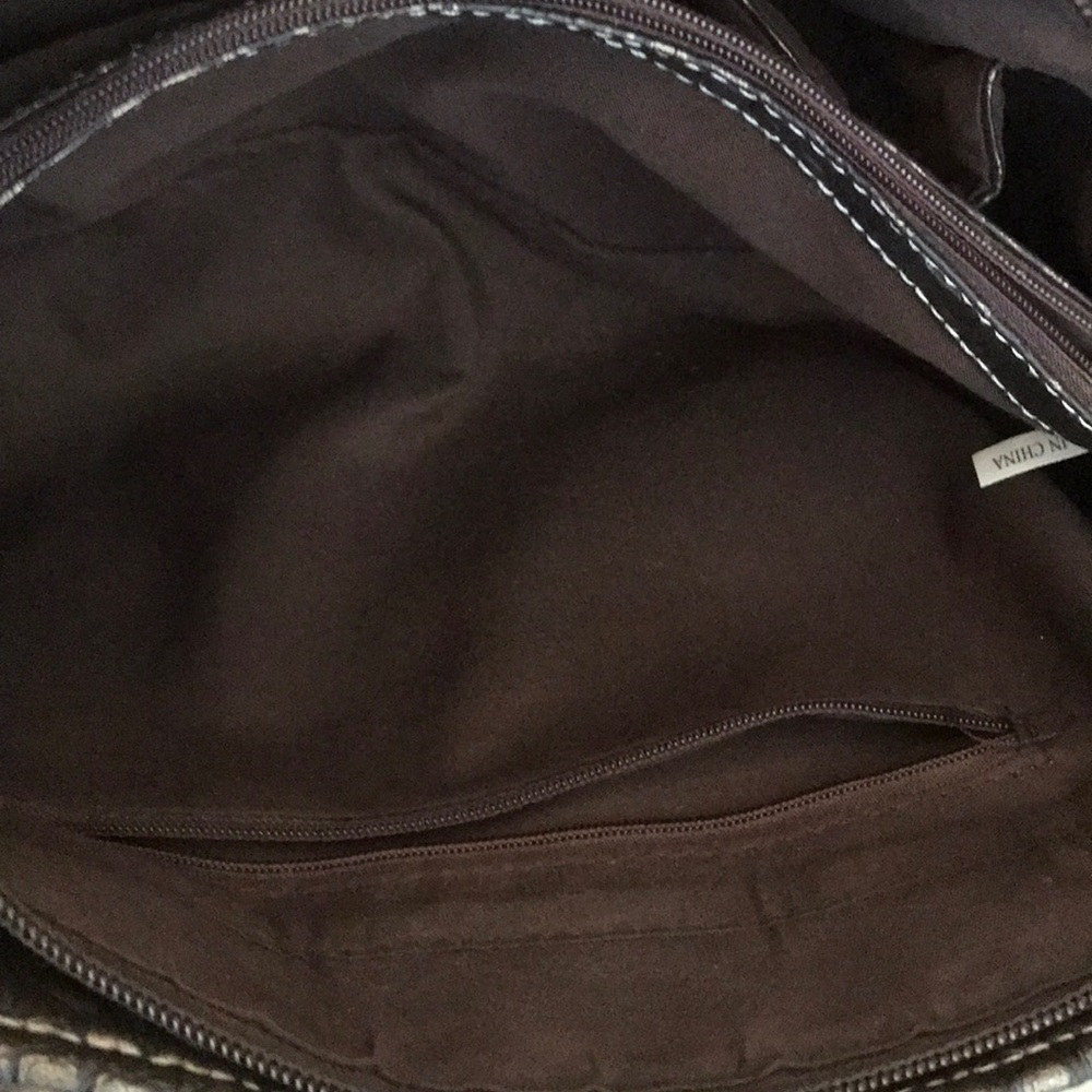 Western Style Bag with Conceal Carry pocket - Picture 8 of 8